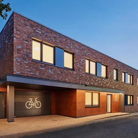 & Nagel Gmbh