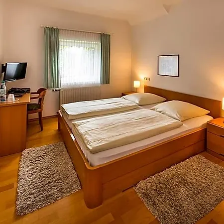 & Nagel Gmbh Hotel 3*